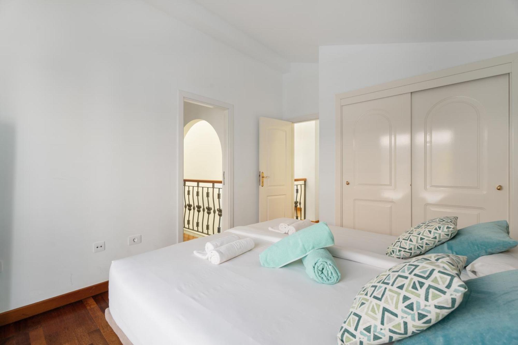 Villa Marbella-Private Heated Pool And Breathtaking View أذيخي المظهر الخارجي الصورة